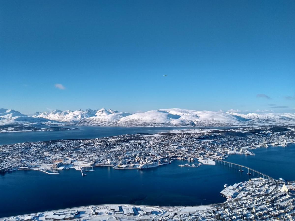Tromso Coco Apartments In Center Екстериор снимка