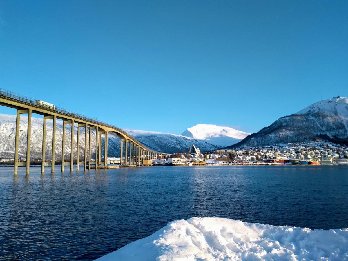 Tromso Coco Apartments In Center Екстериор снимка